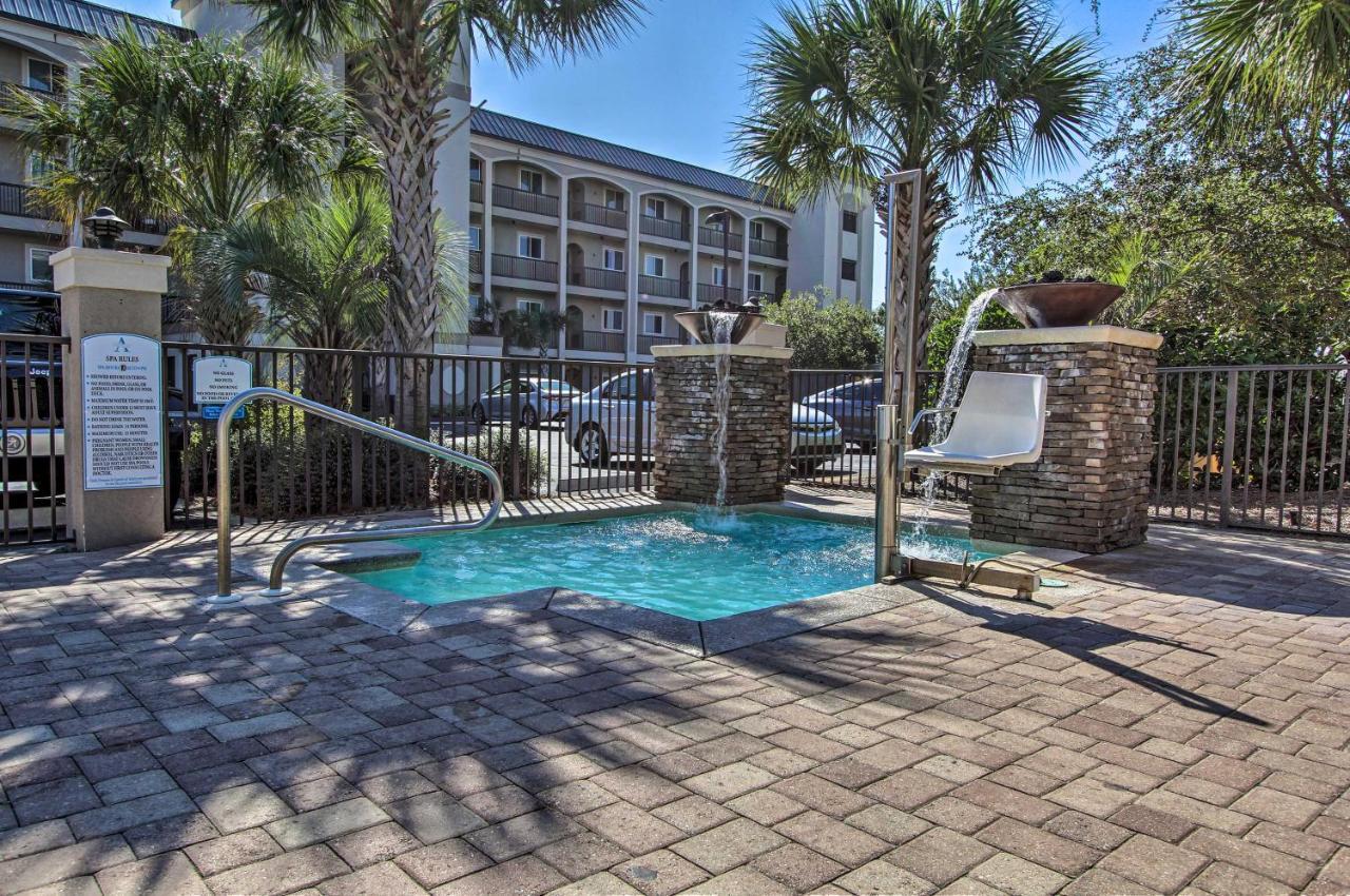 Luxurious Alerio Condo - Steps To Private Beach!
