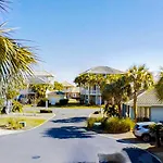 Emerald Shores