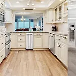 Shoreline Towers 3094