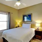 1 Cozy Cove