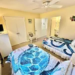 5080 Beachwalk