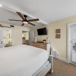 Holiday Surf And Racquet Unit 605