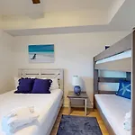 Beach Manor 0802