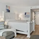 Bayside Inn 6282