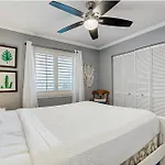 Island Home 304