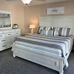1094-Shoreline Towers - Spring Price Drop - Free Beach Setup