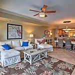 Beachfront Destin Condo With Pool And Harbor View!