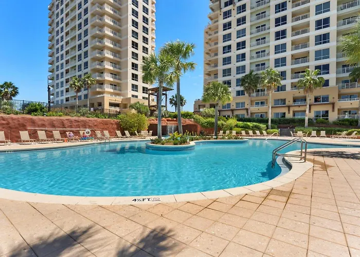 Miramar Beach Studio W Pool Tennis Walk To Beach Luau Eastern Sky