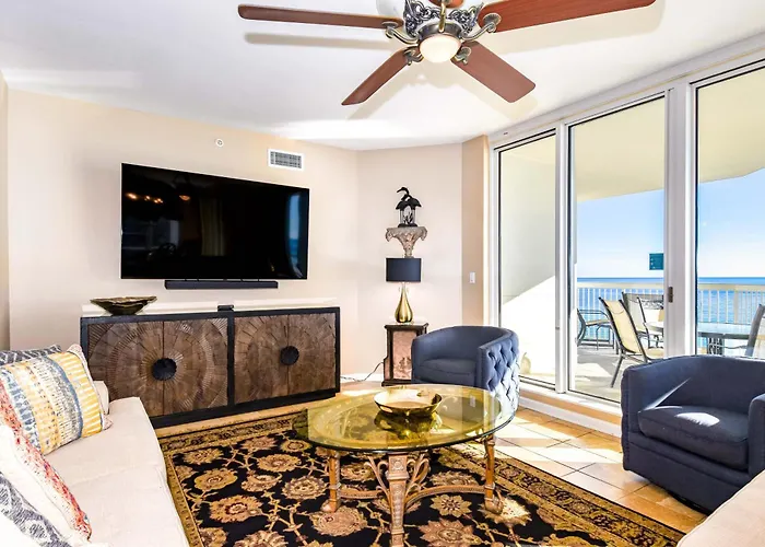 Silver Beach Towers W806
