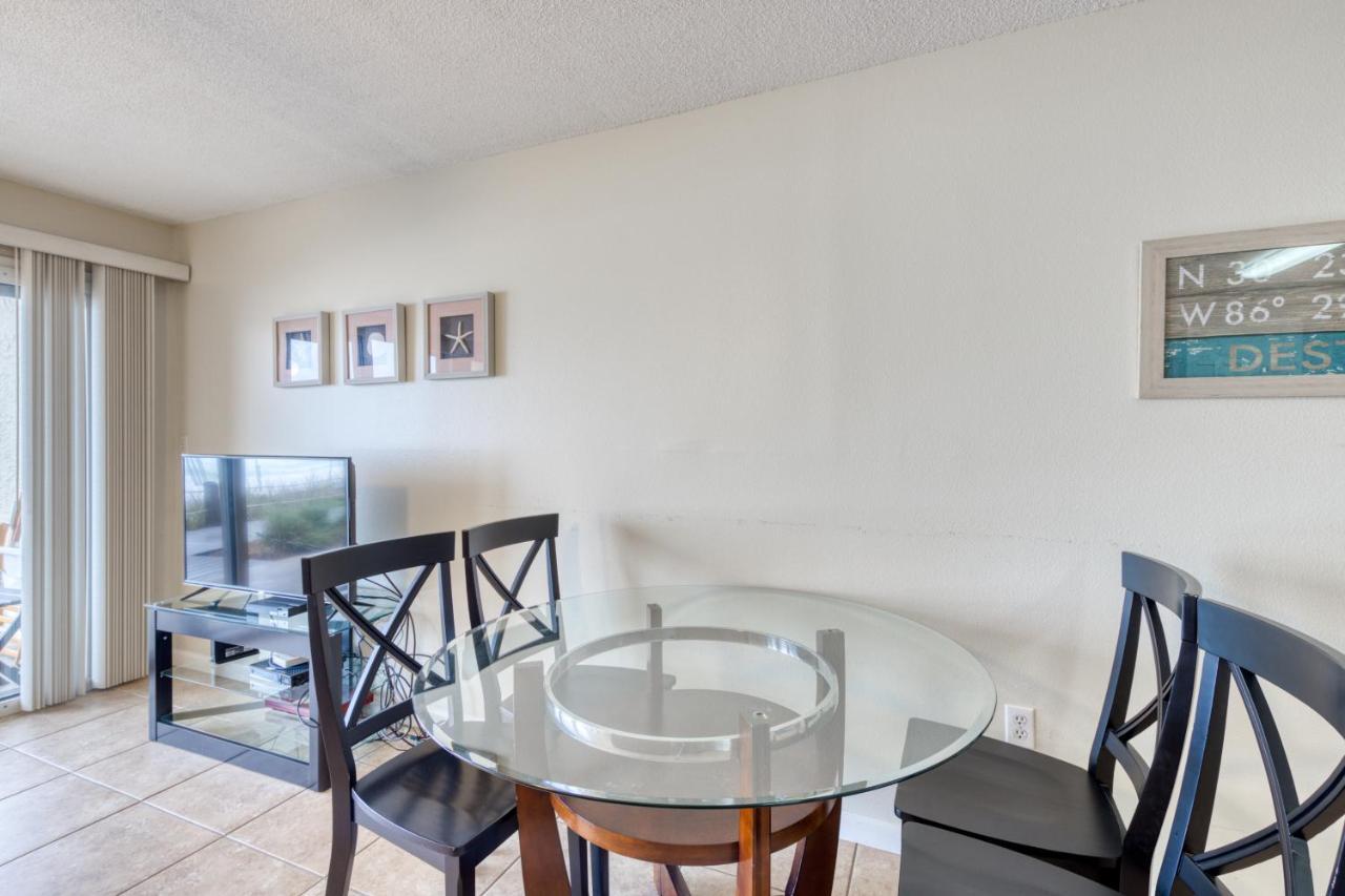 Crystal Sands Apartment