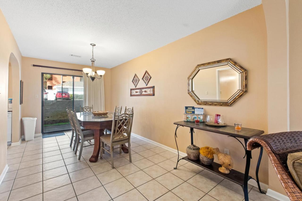 Peach Seashell Apartment Destin