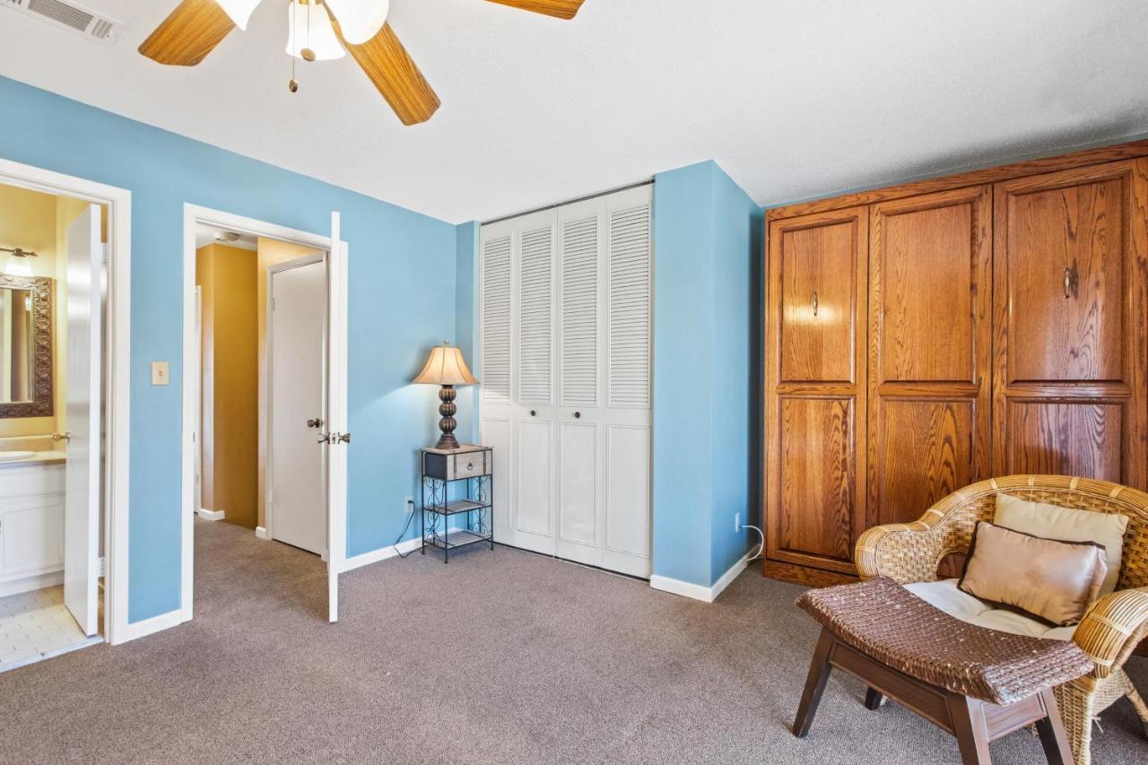 Peach Seashell Apartment Destin