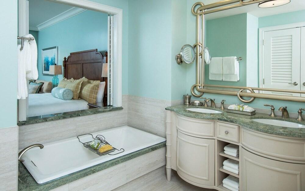 Henderson Beach Resort 5*