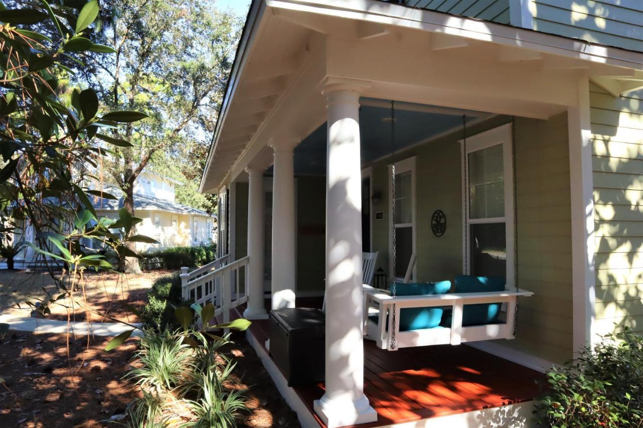 1380 Laurel Grove