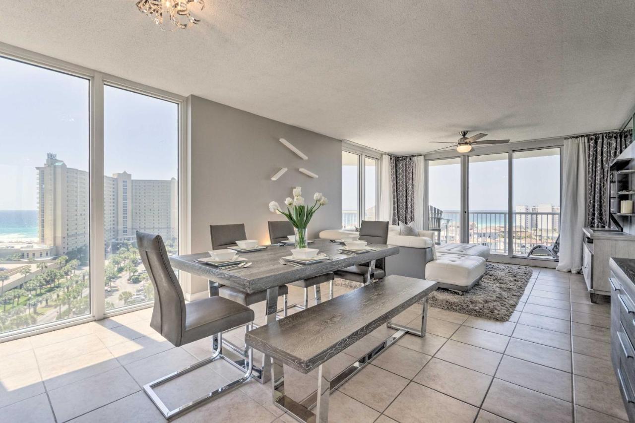 Apartment With Views, Heated Pool, And Access Destin