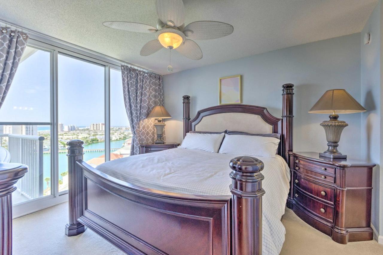 With Views, Heated Pool, And Access * Destin