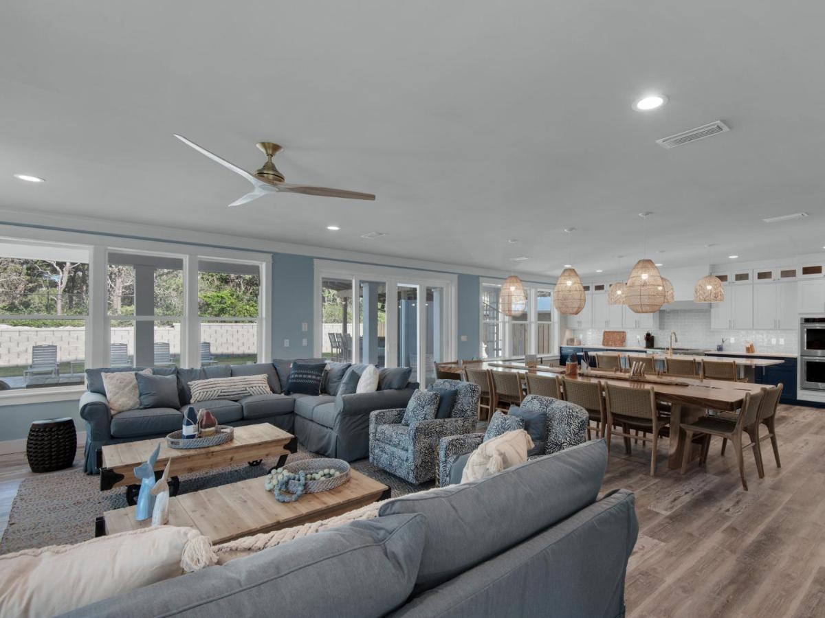 Starboard Side By Newman-dailey Holiday home *
