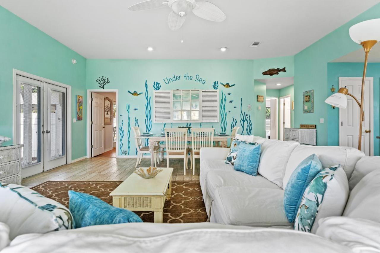 Under The Sea By Newman-dailey Holiday home