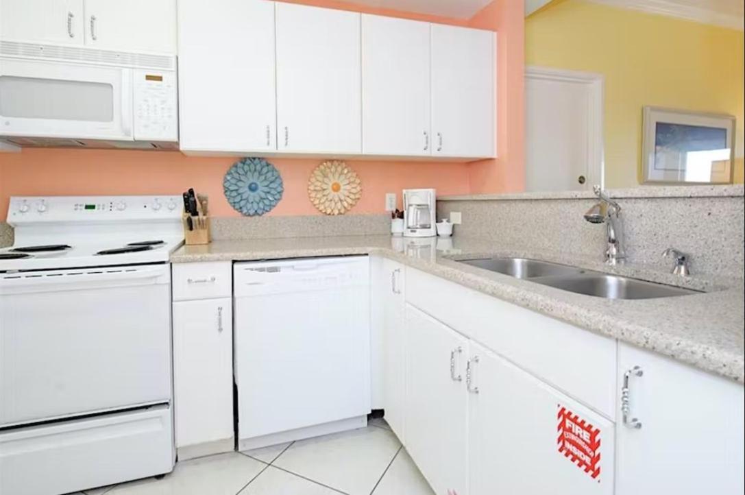 Tops'l 1008 Apartment