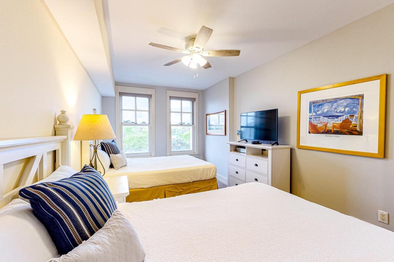 Baytowne Wharf - Observation Point North #460 Holiday home *