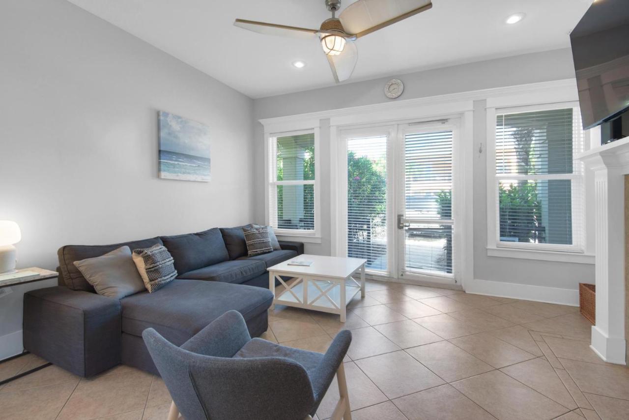 Miramar 120 Holiday home *