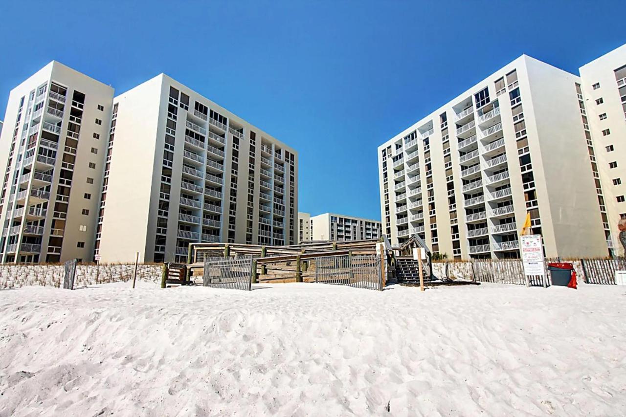 Shoreline Towers 2086