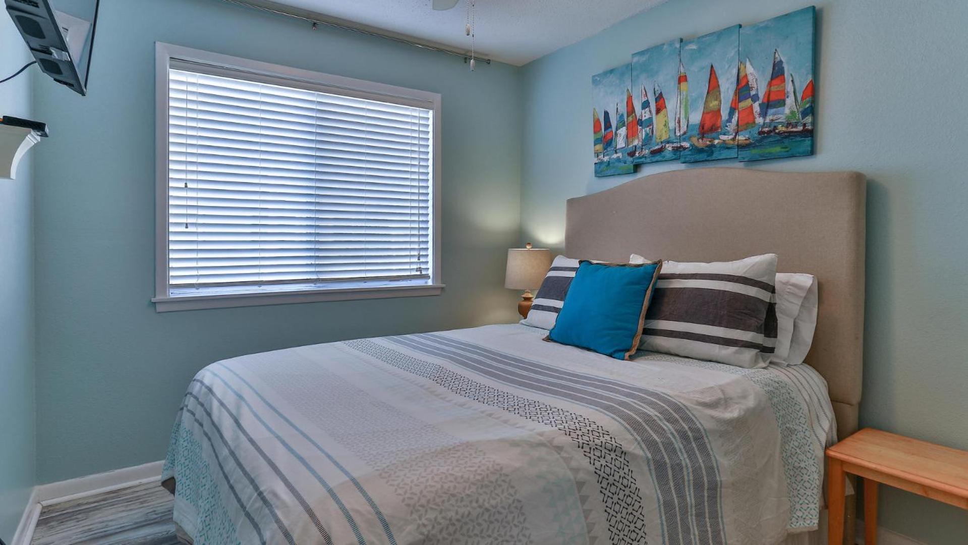 Southbay 37 Three Bedroom Townhome In The Heart Of *