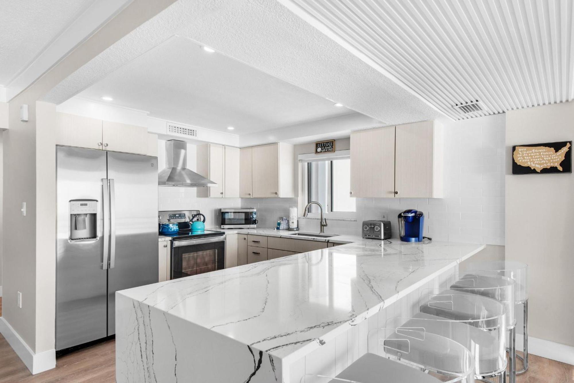 Shoreline Towers 2086 Destin
