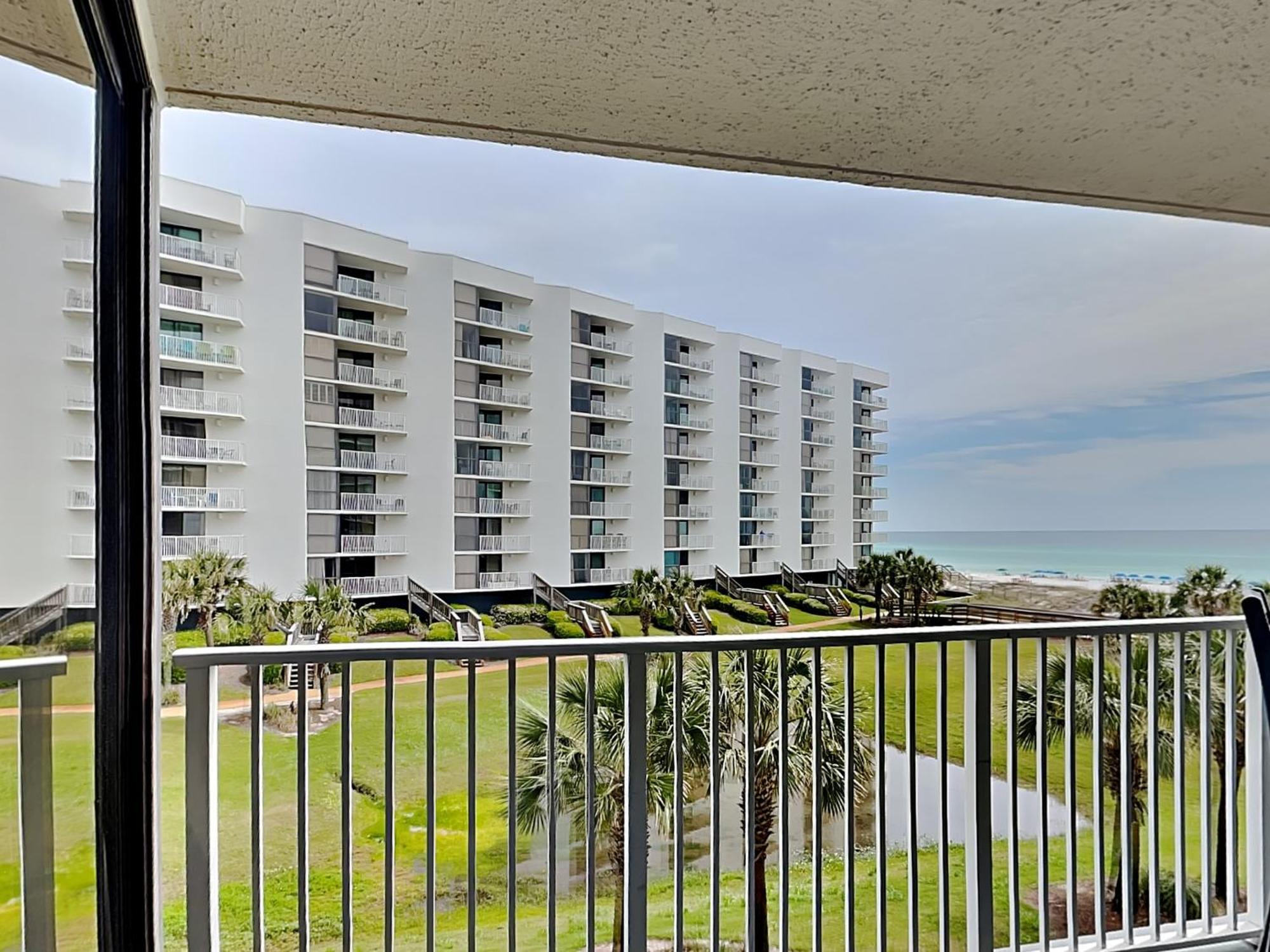 Apartment Mainsail #225 *