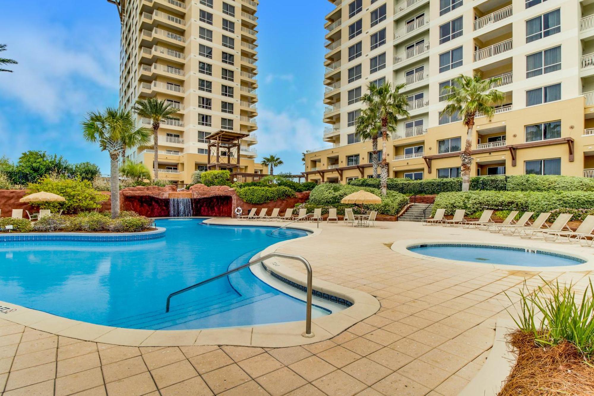 Luau Ii Apartment *