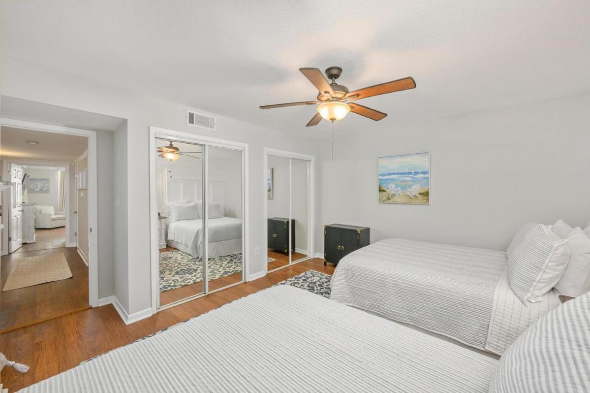 1033 - Shoreline Towers Beachfront Free Setup