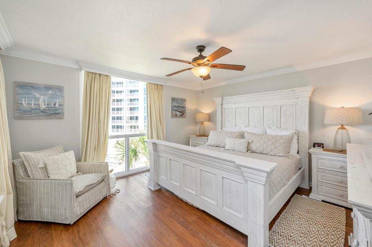 1033 - Shoreline Towers Beachfront Free Setup Holiday home *