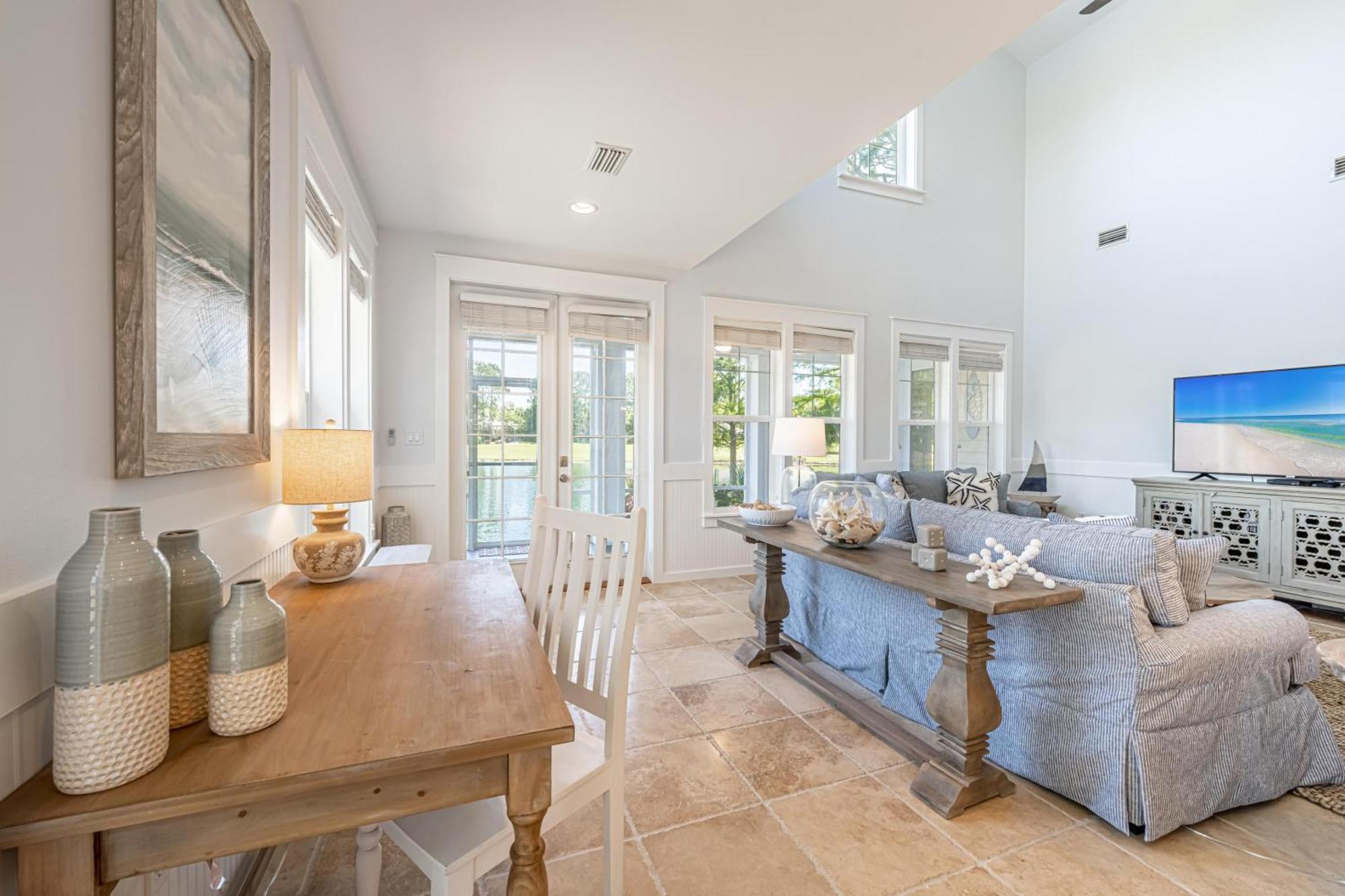 1329 Laurel Grove 