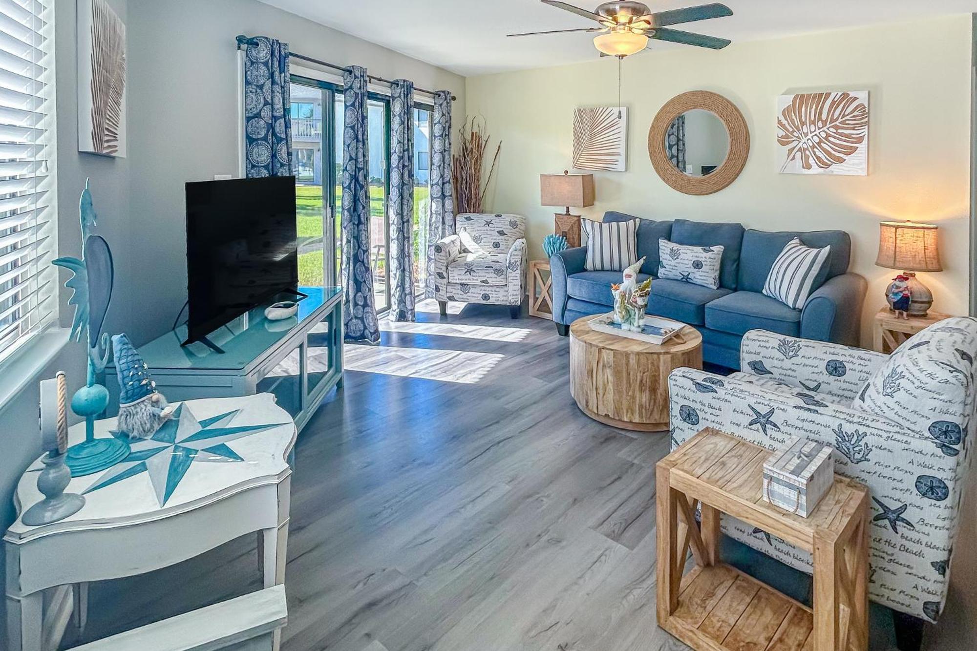 Crystal Village Apartment *