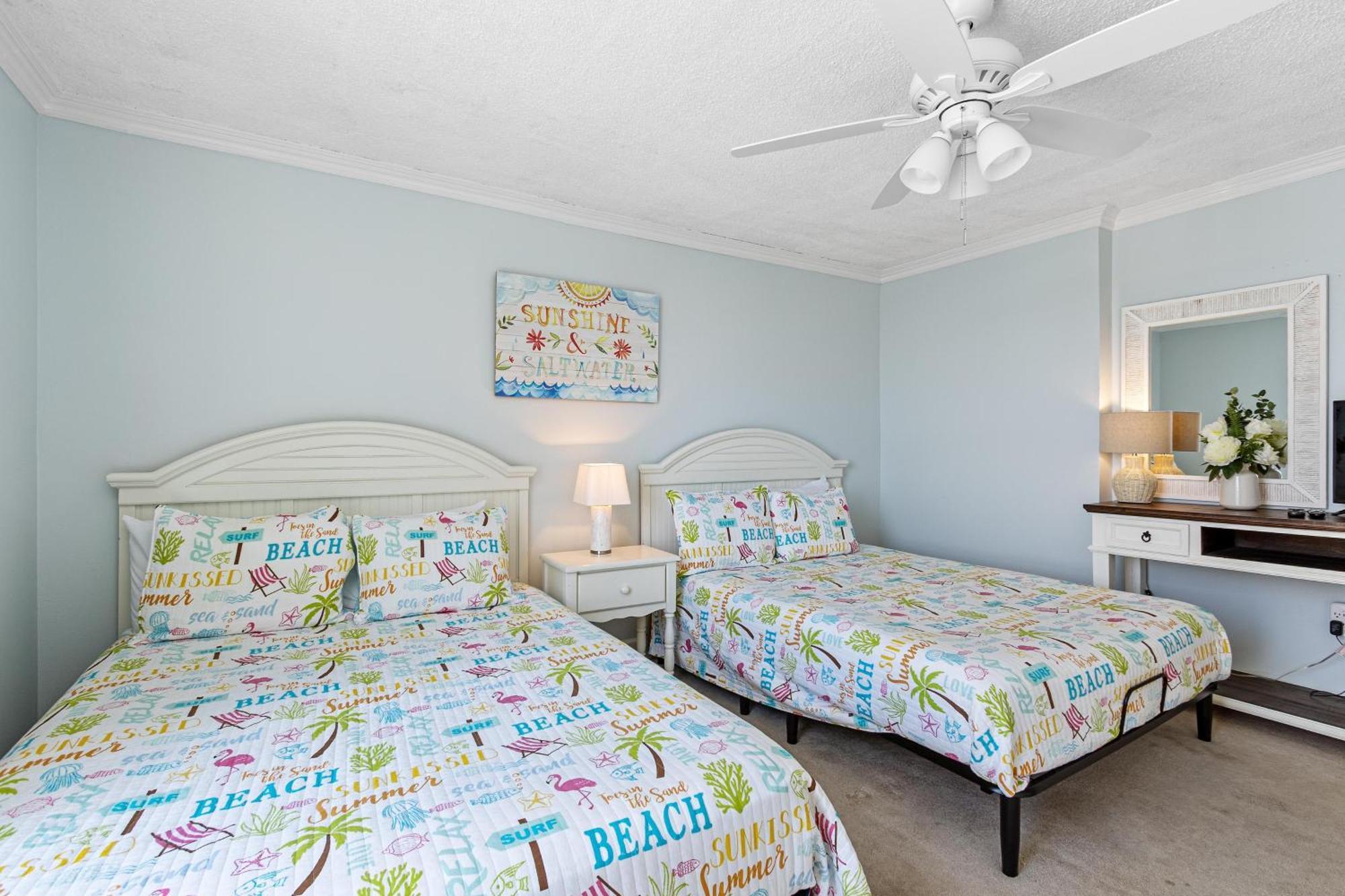 1065 Shoreline Towers Charming Beachfront Condo-free Setup Holiday home *
