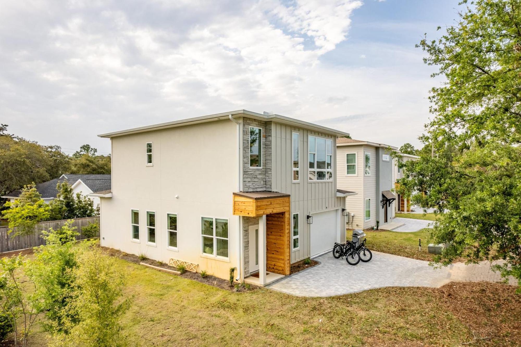 Holiday home Alora By Avantstay Modern Escape In Sandestin Destin