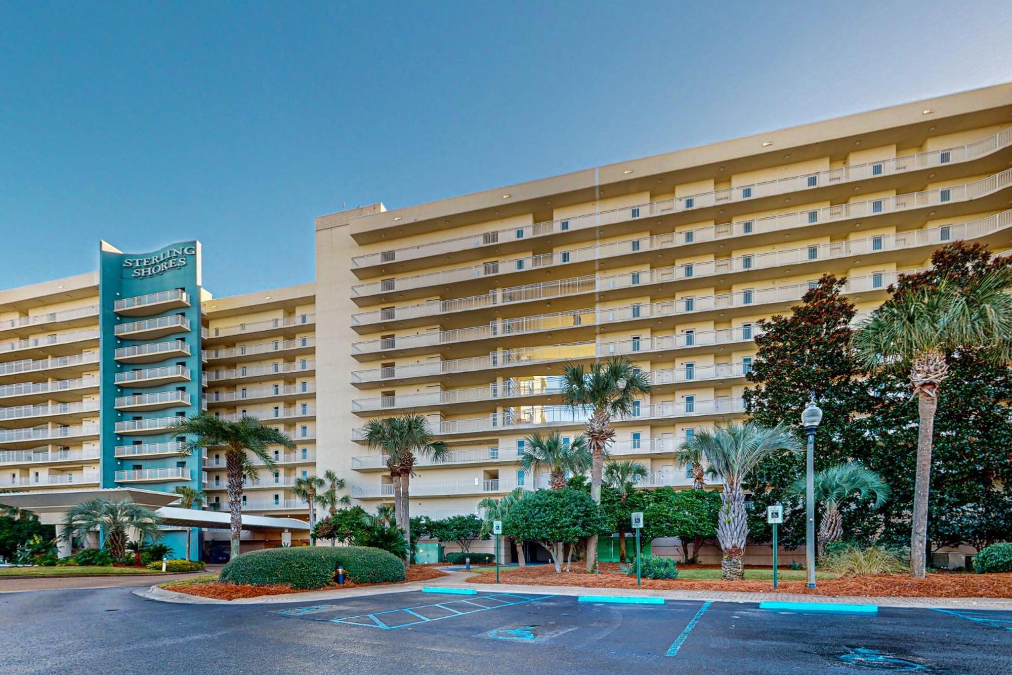 Sterling Shores Apartment *