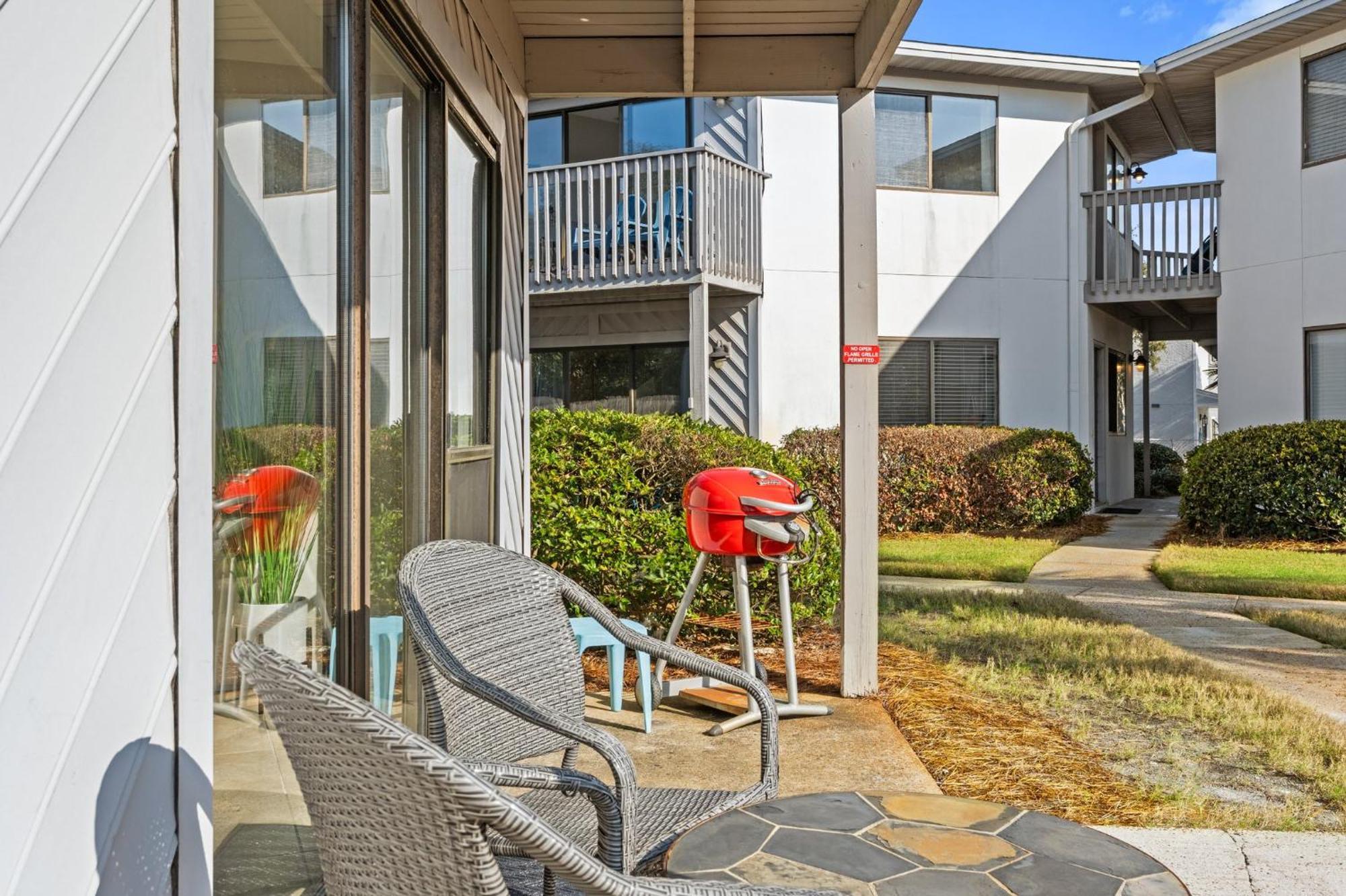 Crystal Village 06a By Newman-dailey Apartment *