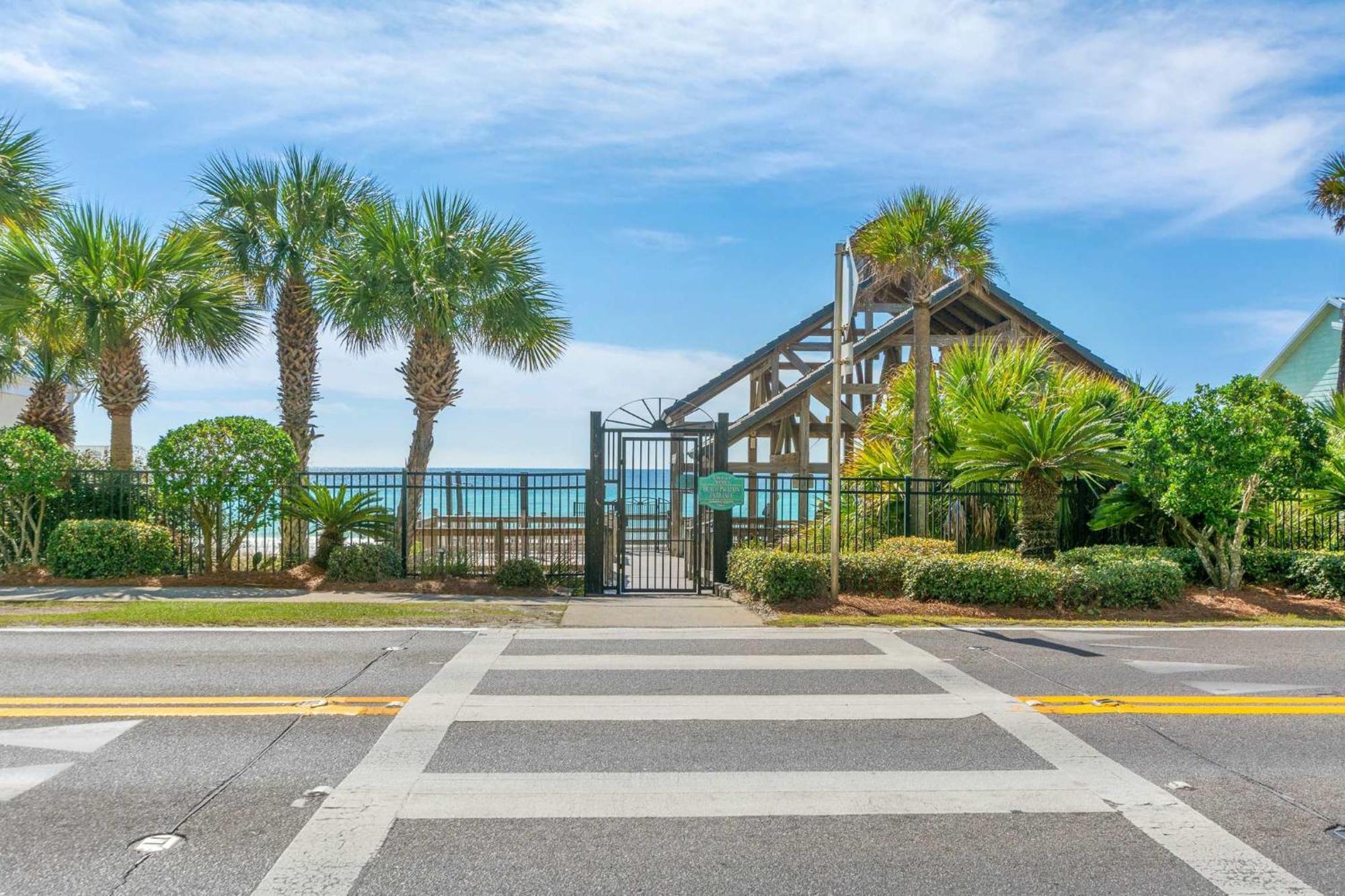 Sweet 'n Salty Private Gated Heated Pool