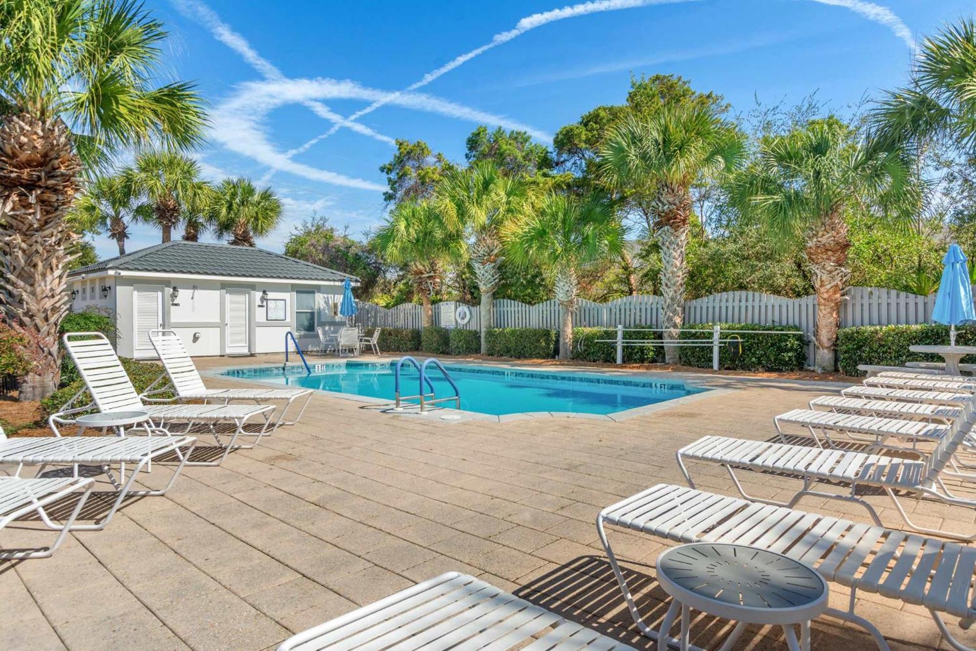 Sweet 'n Salty Private Gated Heated Pool * Destin