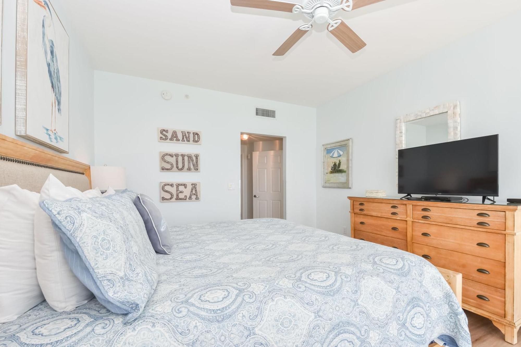 Silver Towers W1202 Apartment *