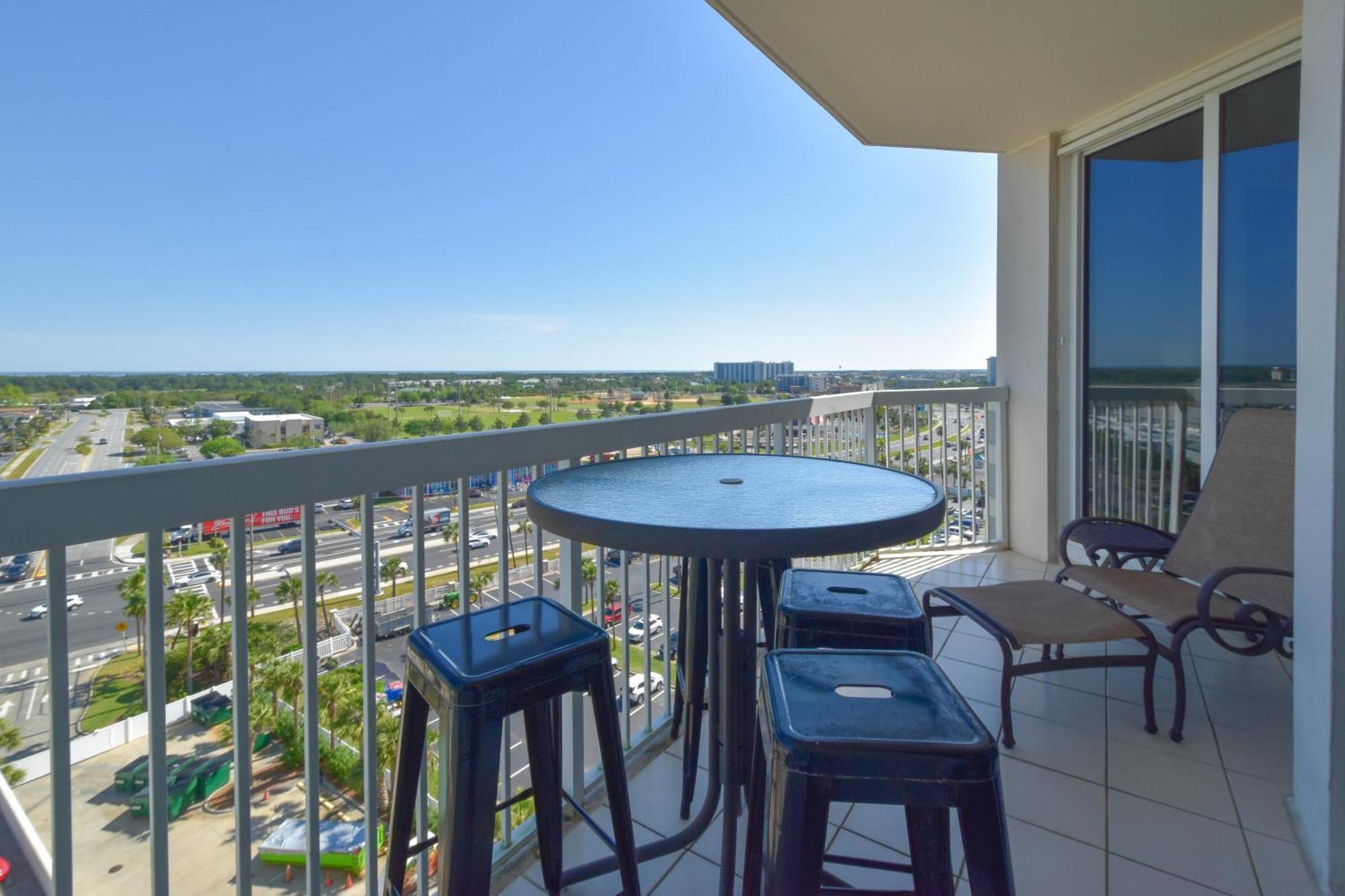 Apartment Silver Towers E1001 *