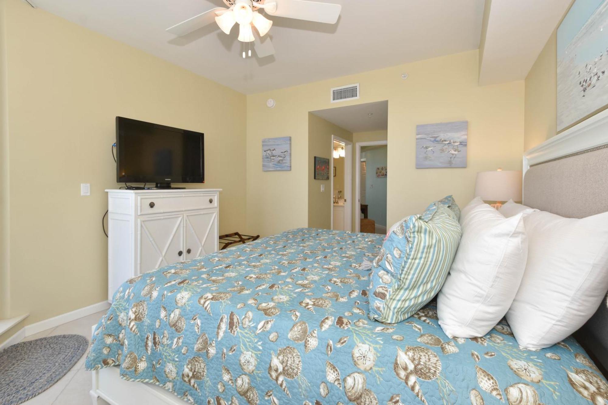 Apartment Silver Towers E1001 *