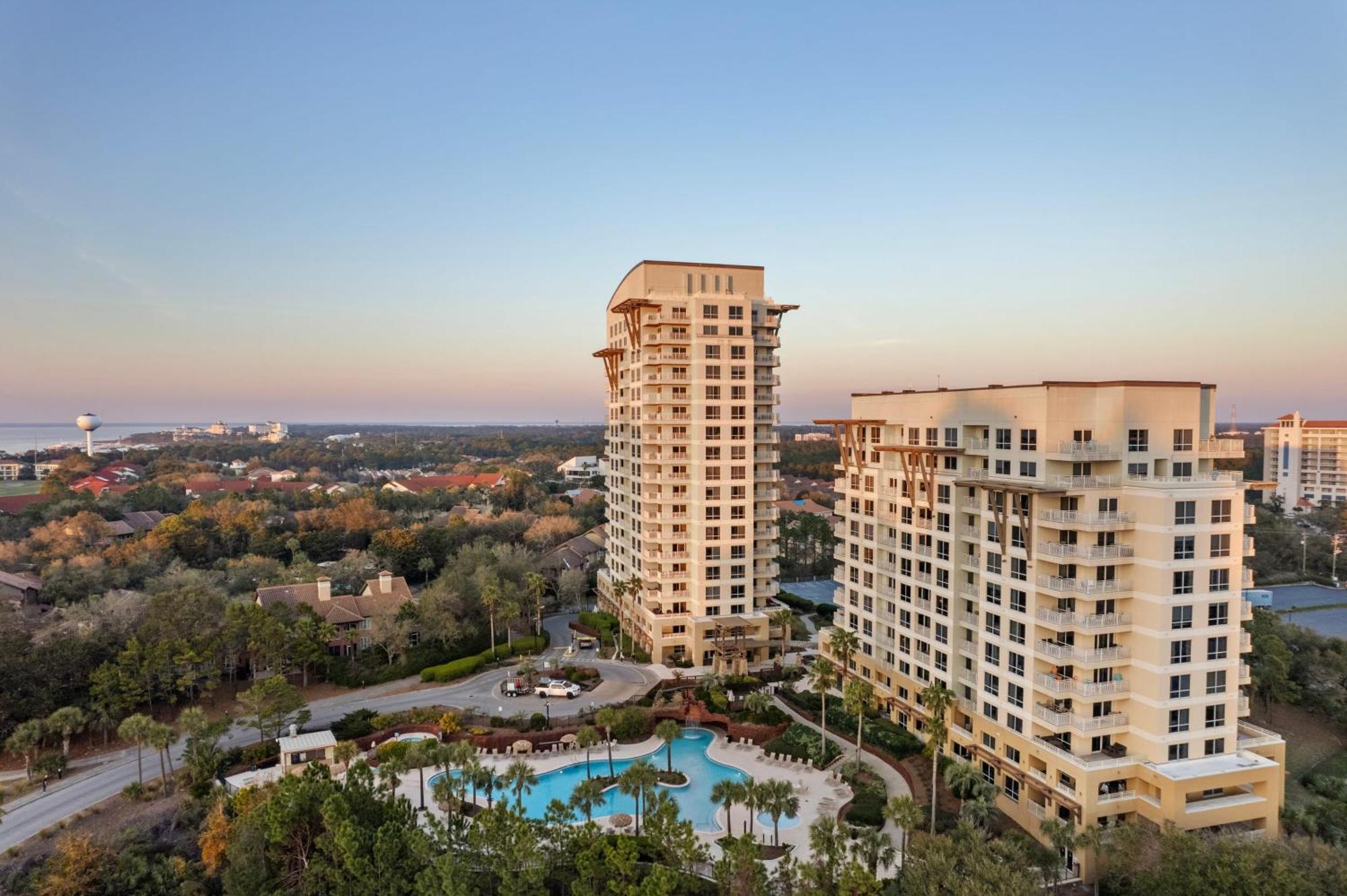 Miramar W Pool Tennis Walk To Luau Eastern Sky Destin