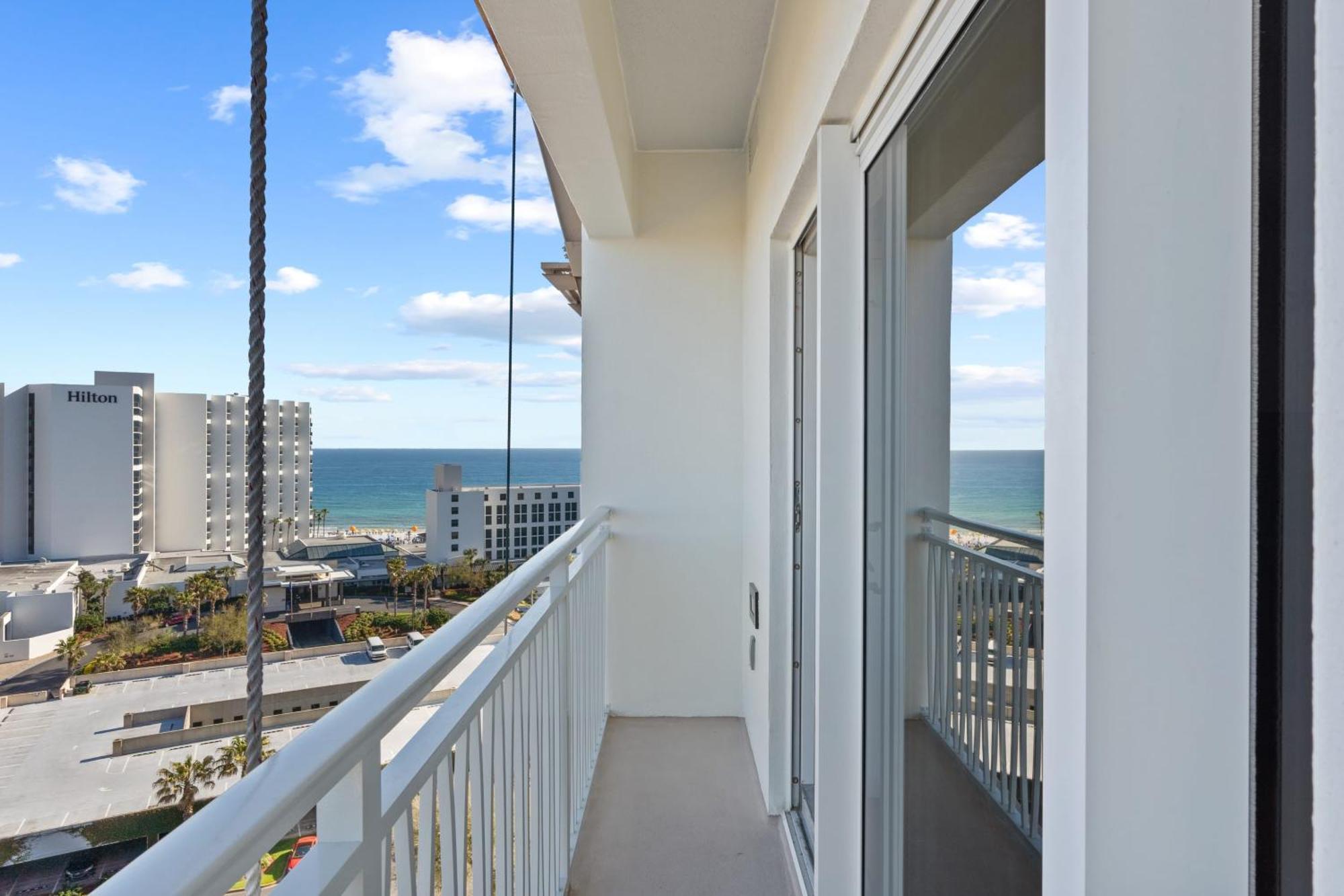 Miramar W Pool Tennis Walk To Luau Eastern Sky Holiday home *