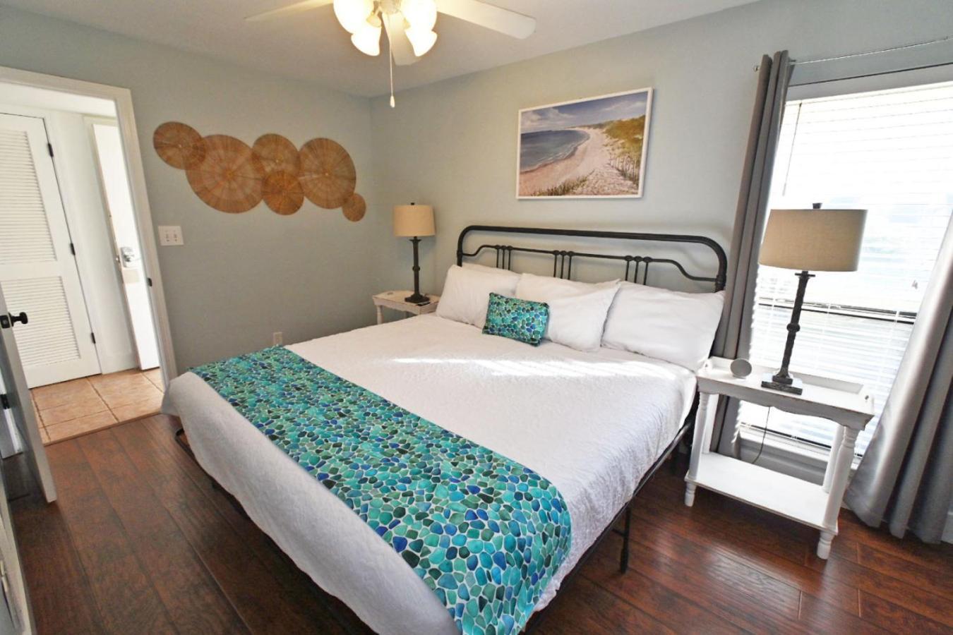 Sandpiper Cove 1 Bedroom Free Service Fl Holiday home Destin