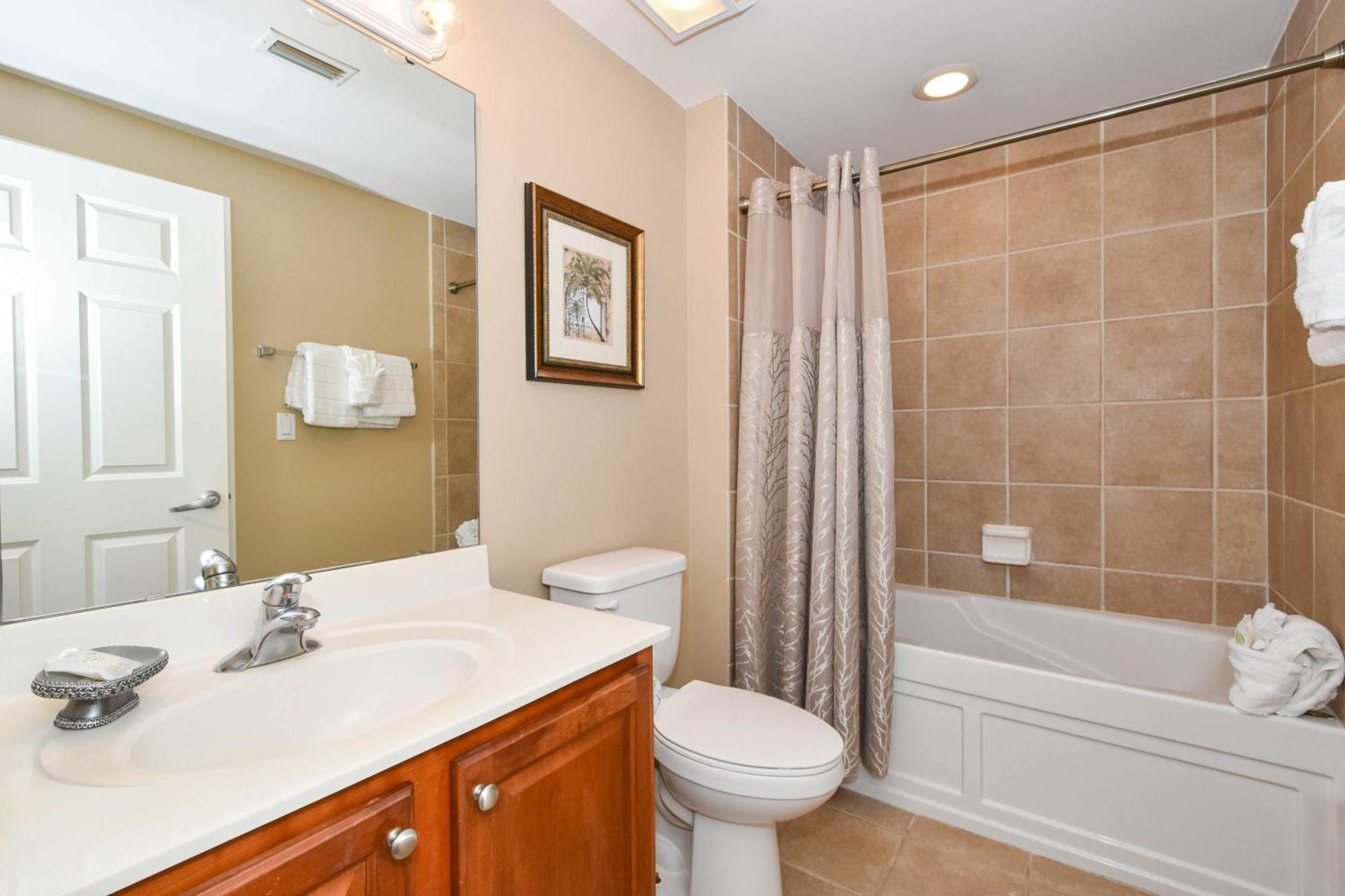 Silver Towers W806 * Destin