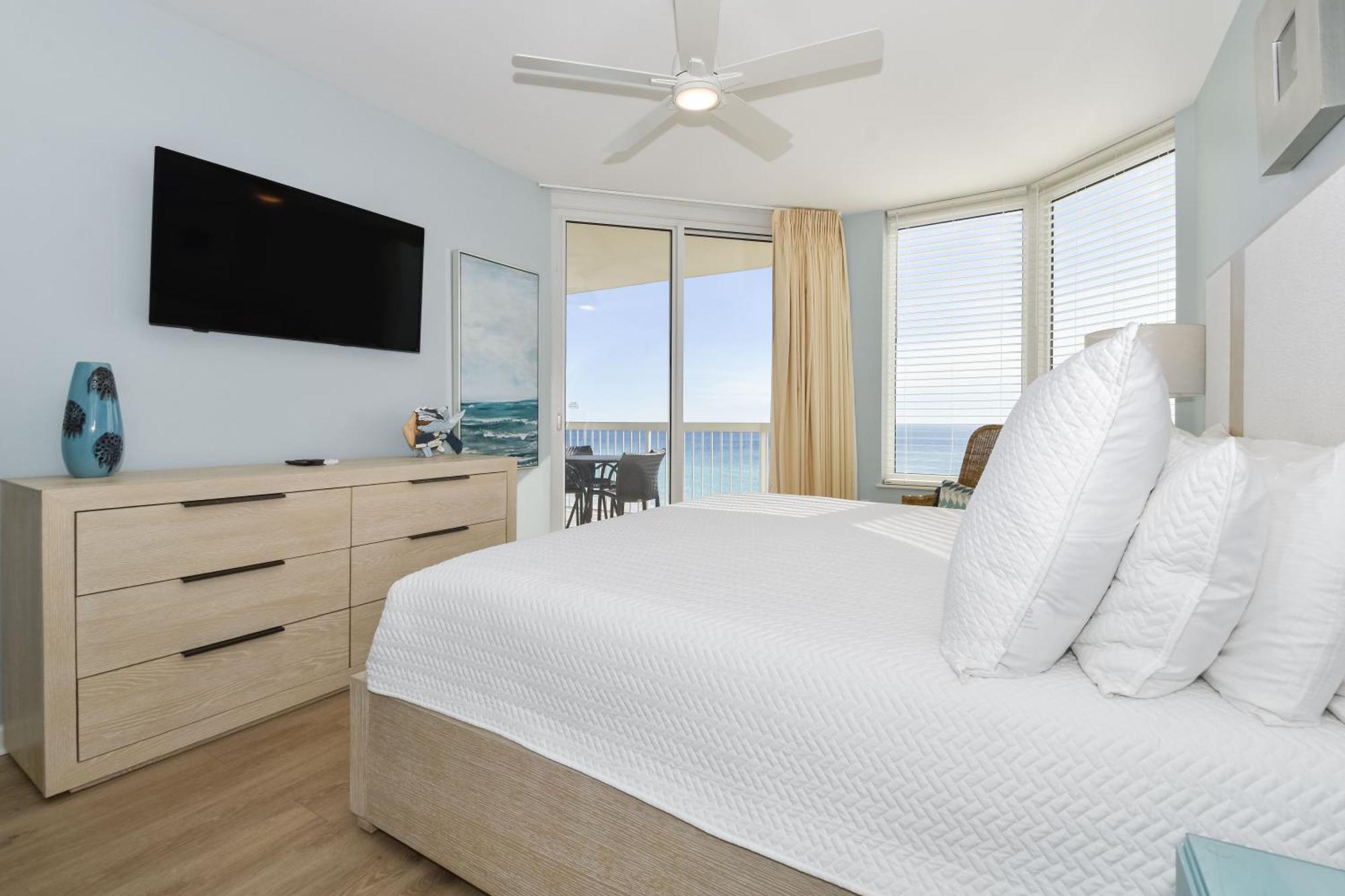 Silver Towers W702 * Destin