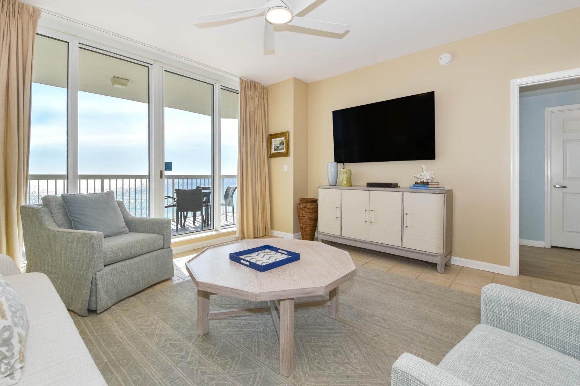 Silver Towers W702 * Destin