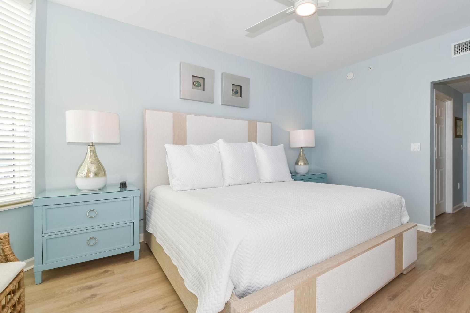 Silver Towers W702 Destin